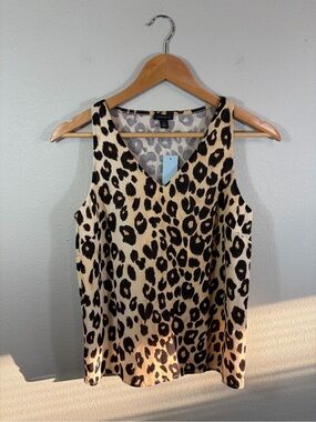 Ann Taylor Leopard Print V-Neck Sleeveless Top